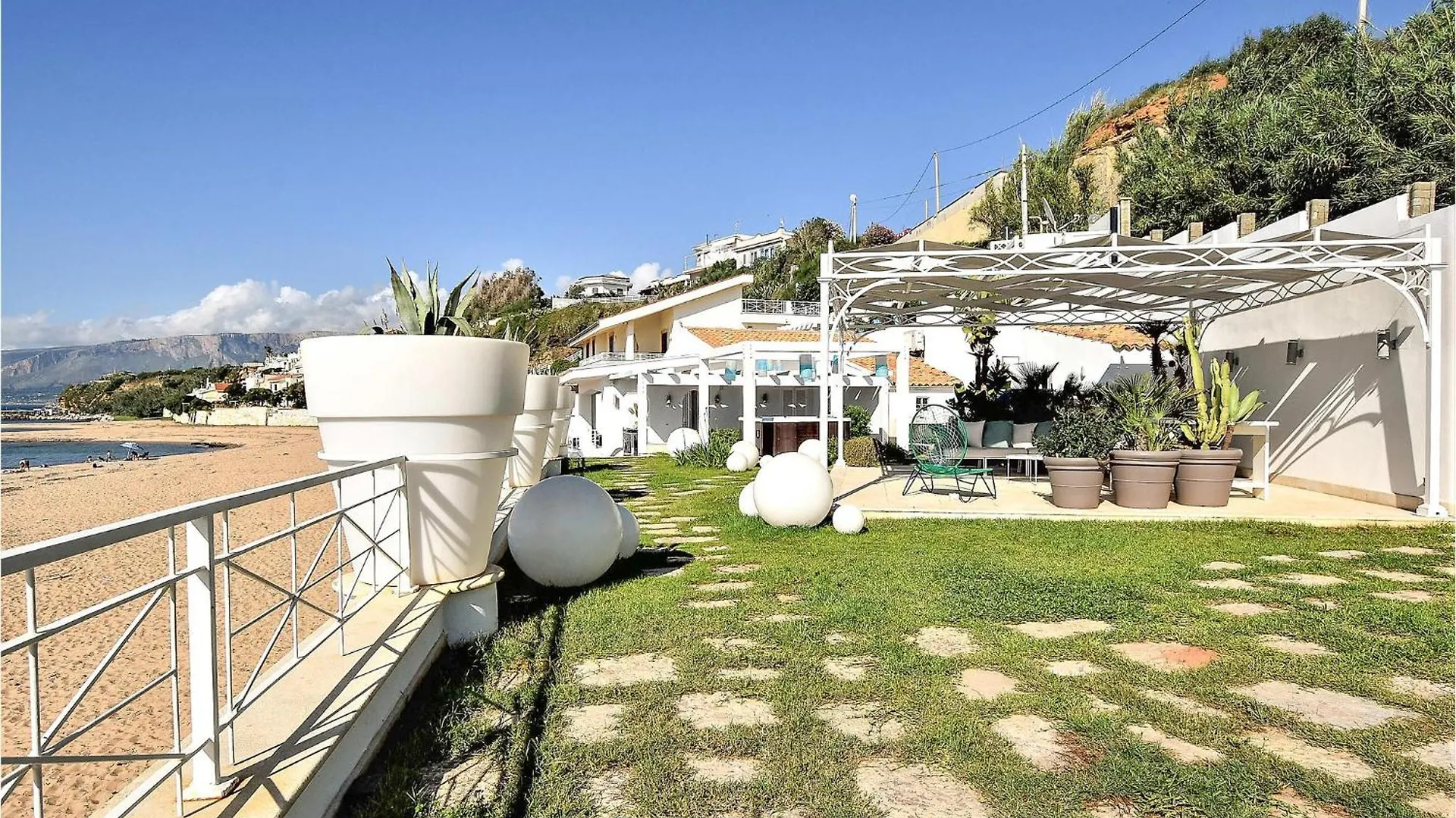 3 Bedroom Gorgeous Home In Trappeto Trappeto  Vakantiehuis