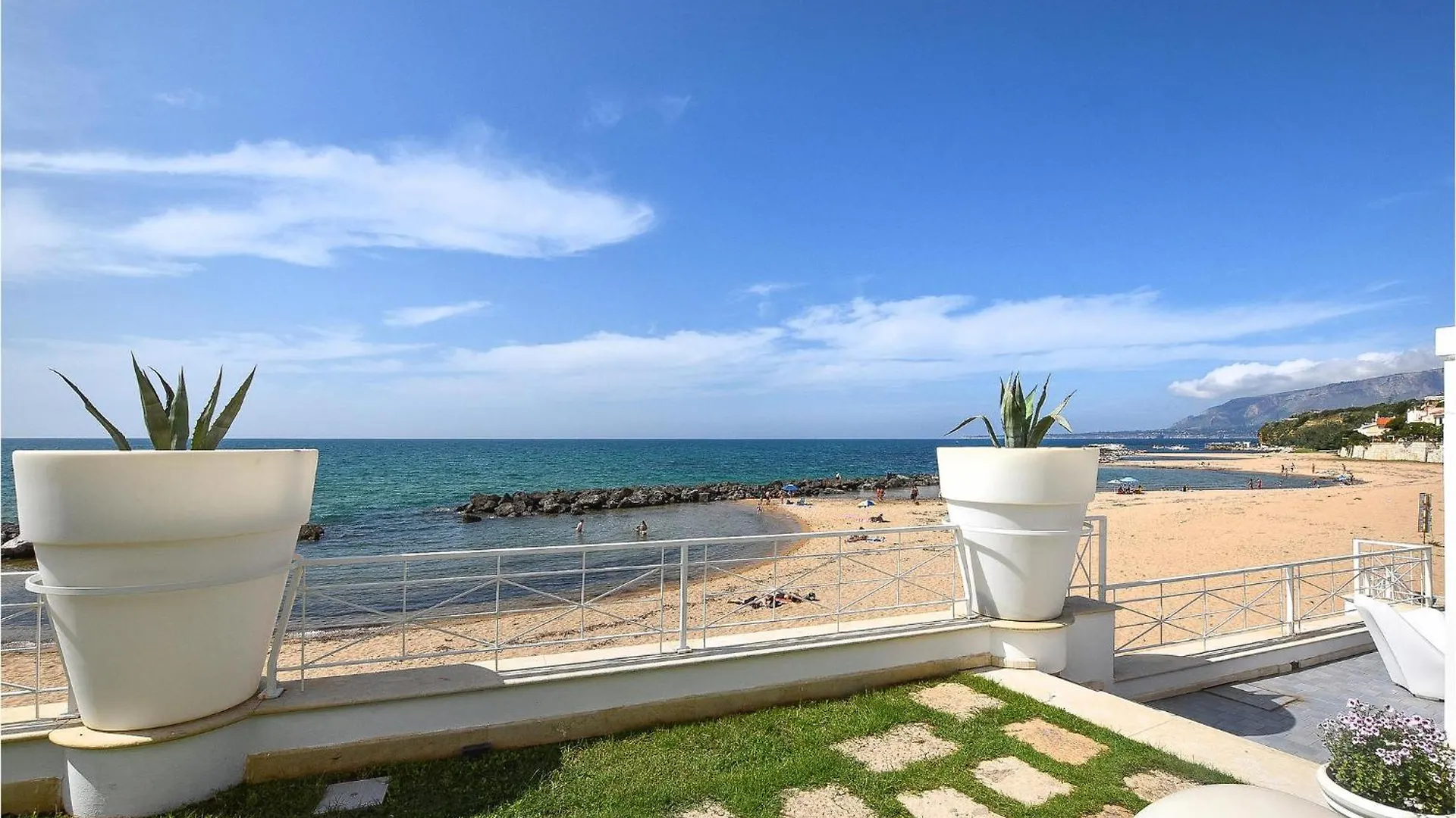 Vakantiehuis 3 Bedroom Gorgeous Home In Trappeto Trappeto